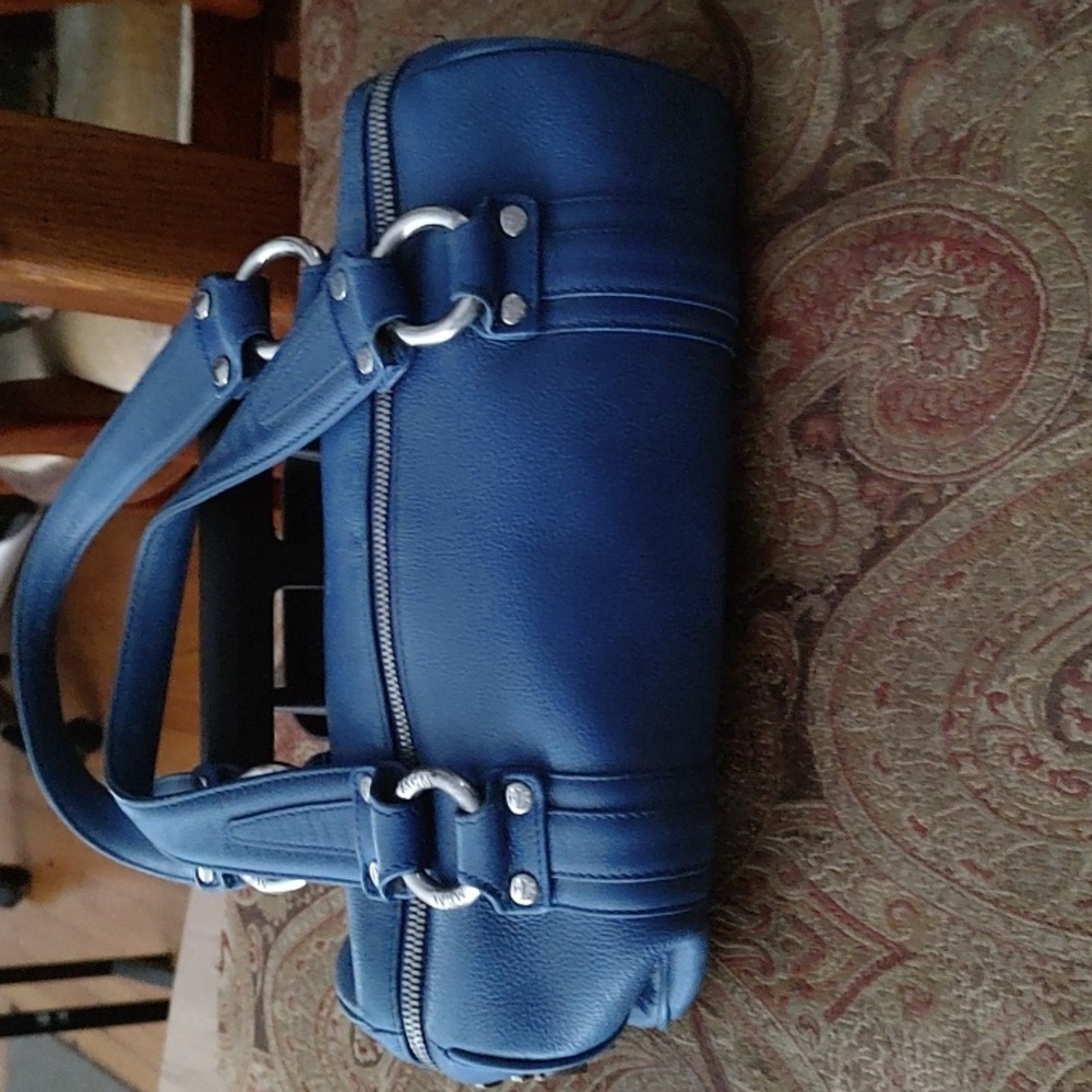 MCM papillon blue pebbled leather bag. 01709 MSRP$999 EUC - Picture 3 of 16